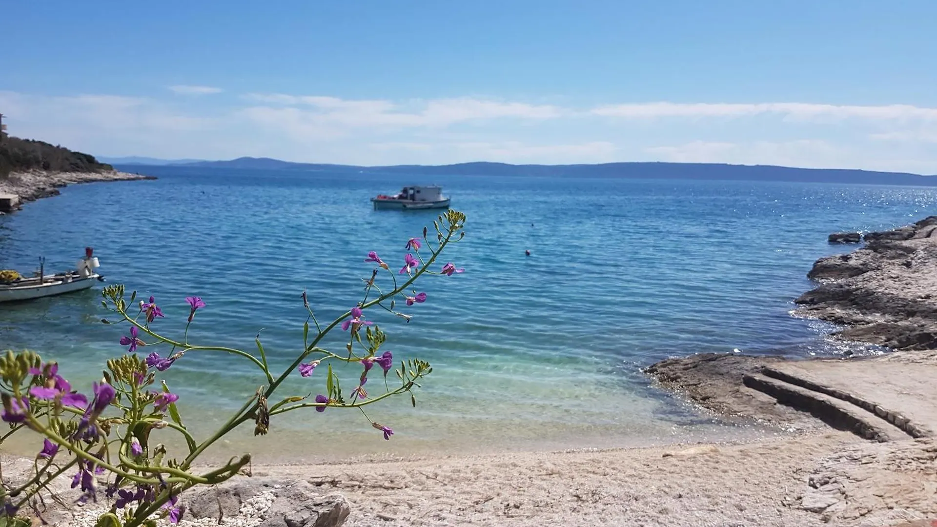 Villa Seaview With Pool - Apartment Yellow Trogir