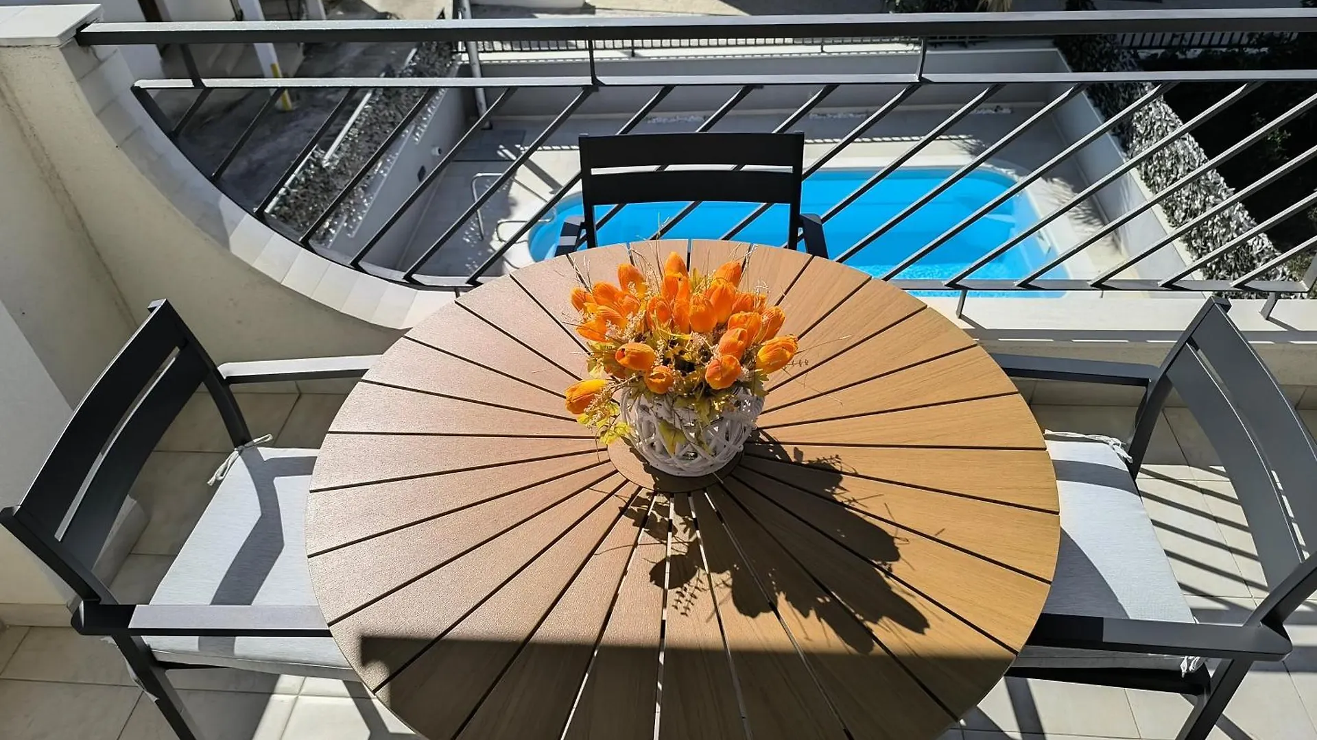 Villa Seaview With Pool - Apartment Yellow Trogir Croatia