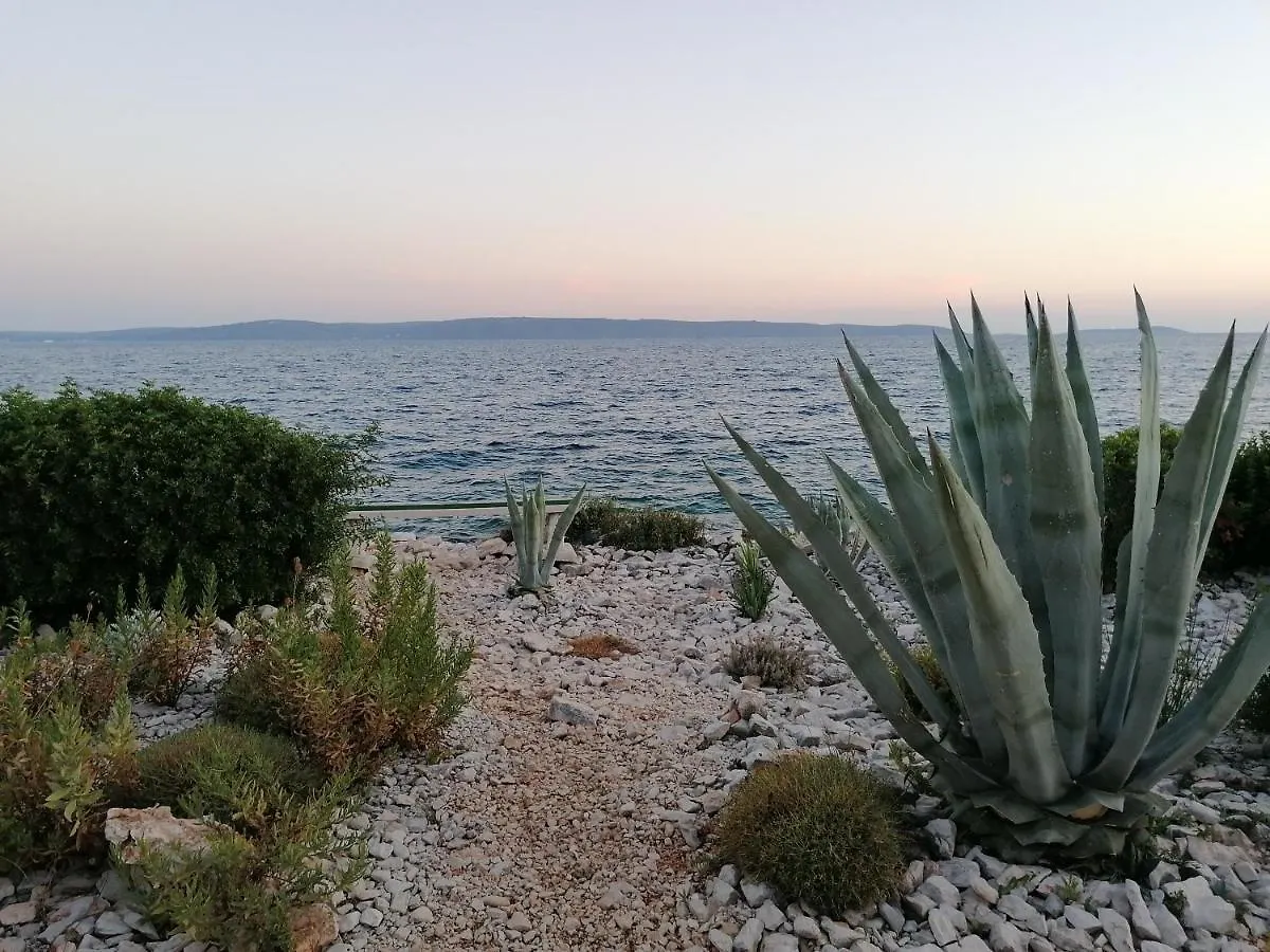 Villa Seaview With Pool - Apartment Yellow Trogir